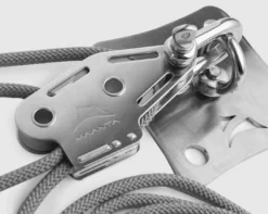 dettaglio-puleggia-muscle-x3-kit-ancoraggio-parete-per-vele-ombreggianti