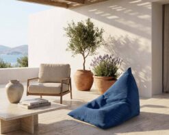 2-foto-terrazzo-blu-thera-pouf-sacco-a-poltrona-da-esterno