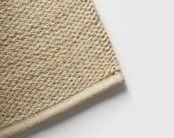 3-dettaglio-angolo-tessuto-tramelia-tappeto-da-esterno